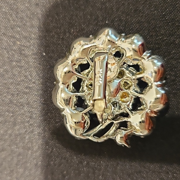 STAR Brand Vintage Moonstone & Aurora Borealis Clip-on Earrings - Picture 5 of 5